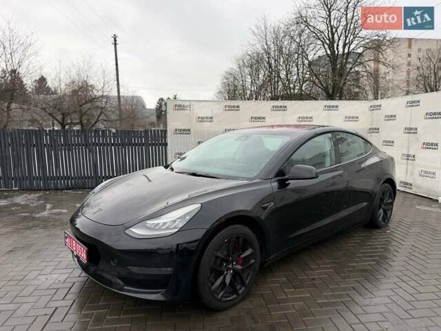 Чорний Тесла Модель 3, об'ємом двигуна 0 л та пробігом 234 тис. км за 10900 $, фото 1 на Automoto.ua