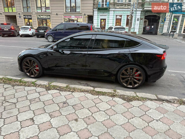 Черный Тесла Модель 3, объемом двигателя 0 л и пробегом 73 тыс. км за 20999 $, фото 22 на Automoto.ua