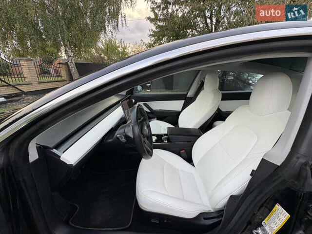Чорний Тесла Модель 3, об'ємом двигуна 0 л та пробігом 152 тис. км за 13500 $, фото 23 на Automoto.ua