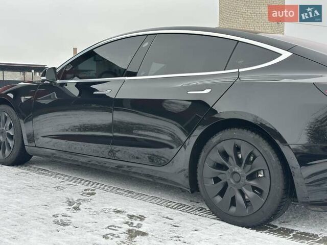 Черный Тесла Модель 3, объемом двигателя 0 л и пробегом 114 тыс. км за 16750 $, фото 7 на Automoto.ua