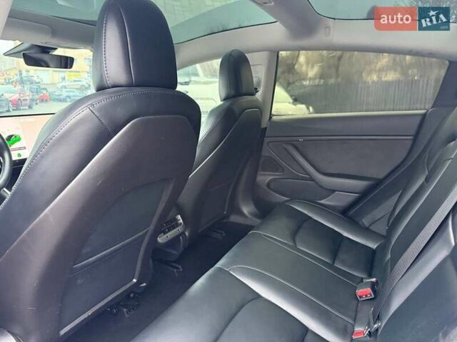 Черный Тесла Модель 3, объемом двигателя 0 л и пробегом 170 тыс. км за 12400 $, фото 20 на Automoto.ua