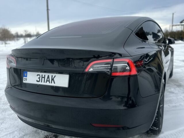 Черный Тесла Модель 3, объемом двигателя 0 л и пробегом 64 тыс. км за 17000 $, фото 6 на Automoto.ua