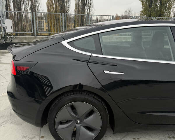 Черный Тесла Модель 3, объемом двигателя 0 л и пробегом 130 тыс. км за 15100 $, фото 11 на Automoto.ua