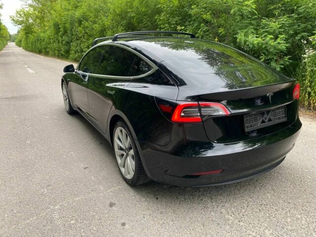 Чорний Тесла Модель 3, об'ємом двигуна 0 л та пробігом 131 тис. км за 17500 $, фото 7 на Automoto.ua