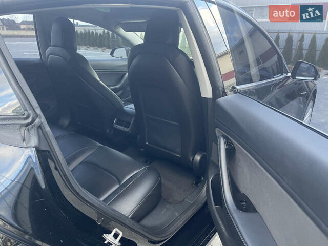 Чорний Тесла Модель 3, об'ємом двигуна 0 л та пробігом 156 тис. км за 15699 $, фото 9 на Automoto.ua