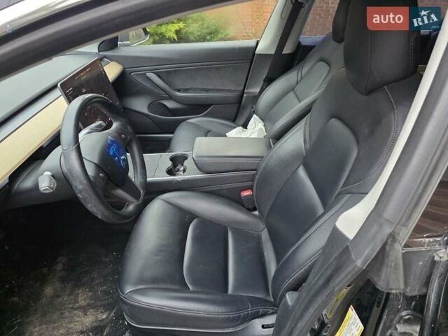 Черный Тесла Модель 3, объемом двигателя 0 л и пробегом 142 тыс. км за 14800 $, фото 8 на Automoto.ua