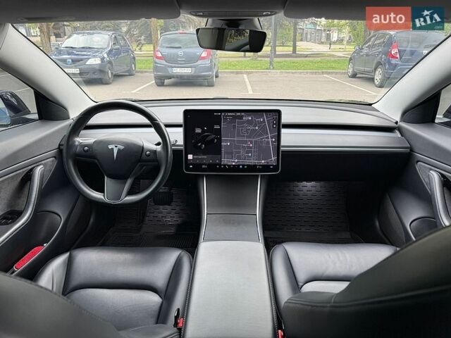 Черный Тесла Модель 3, объемом двигателя 0 л и пробегом 105 тыс. км за 18999 $, фото 11 на Automoto.ua