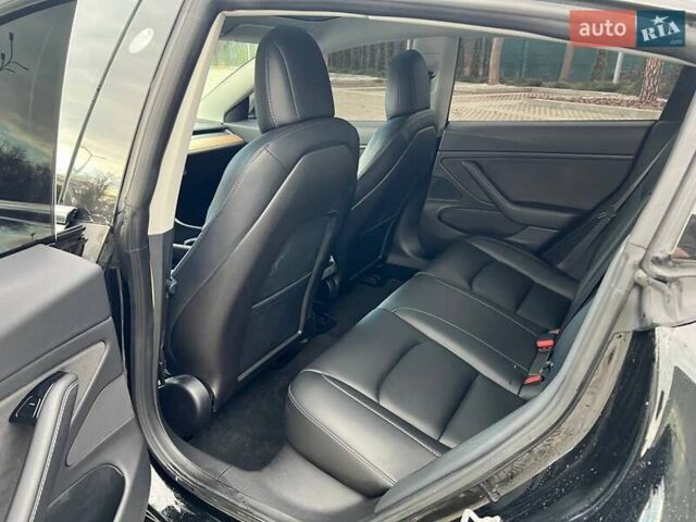 Чорний Тесла Модель 3, об'ємом двигуна 0 л та пробігом 46 тис. км за 18000 $, фото 14 на Automoto.ua