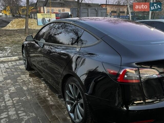 Черный Тесла Модель 3, объемом двигателя 0 л и пробегом 151 тыс. км за 18500 $, фото 3 на Automoto.ua