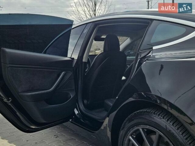 Черный Тесла Модель 3, объемом двигателя 0 л и пробегом 205 тыс. км за 17500 $, фото 11 на Automoto.ua