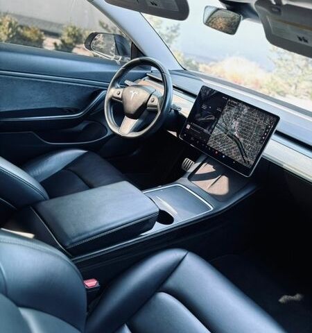 Черный Тесла Модель 3, объемом двигателя 0 л и пробегом 119 тыс. км за 16900 $, фото 21 на Automoto.ua
