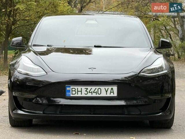 Черный Тесла Модель 3, объемом двигателя 0 л и пробегом 102 тыс. км за 18900 $, фото 18 на Automoto.ua