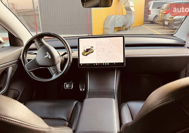 Черный Тесла Модель 3, объемом двигателя 0 л и пробегом 132 тыс. км за 16500 $, фото 27 на Automoto.ua
