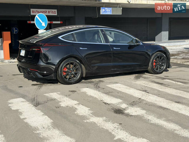 Черный Тесла Модель 3, объемом двигателя 0 л и пробегом 121 тыс. км за 16900 $, фото 4 на Automoto.ua