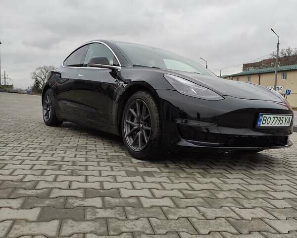 Чорний Тесла Модель 3, об'ємом двигуна 0 л та пробігом 58 тис. км за 15900 $, фото 6 на Automoto.ua