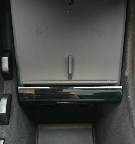 Чорний Тесла Модель 3, об'ємом двигуна 0 л та пробігом 103 тис. км за 19000 $, фото 20 на Automoto.ua