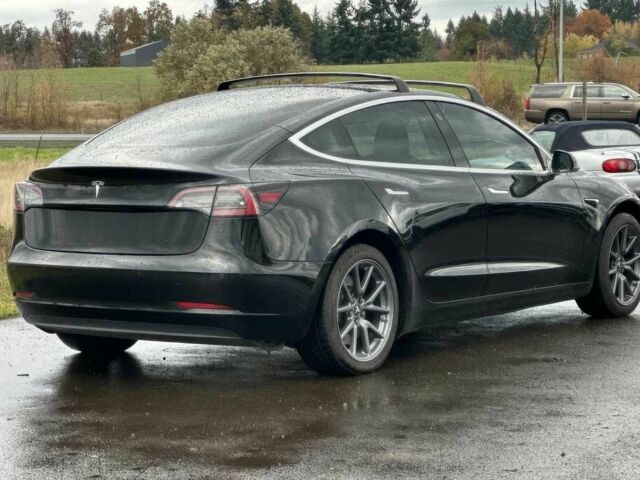 Черный Тесла Модель 3, объемом двигателя 0 л и пробегом 31 тыс. км за 12400 $, фото 5 на Automoto.ua