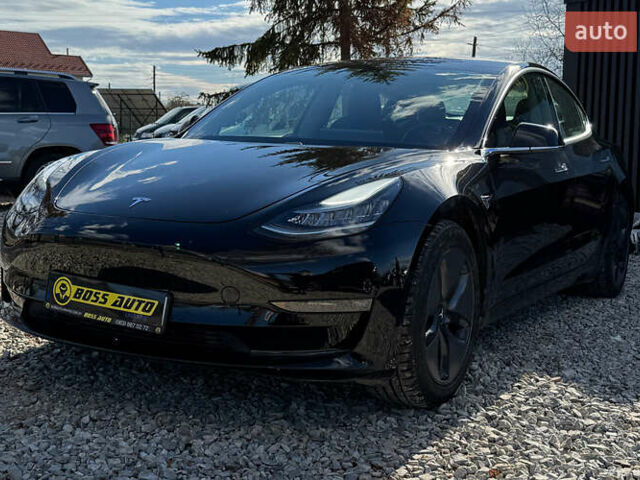 Тесла Модель 3 2018 в Коломые на Automoto.ua Черный Тесла Модель 3, объемом двигателя 0 л и пробегом 121 тыс. км за 15700 $, фото 3 на Automoto.ua