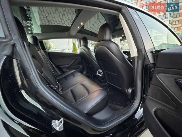 Чорний Тесла Модель 3, об'ємом двигуна 0 л та пробігом 188 тис. км за 16300 $, фото 13 на Automoto.ua