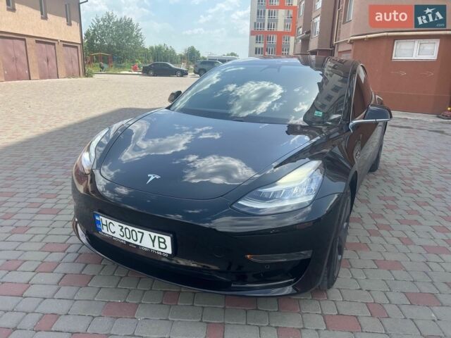 Чорний Тесла Модель 3, об'ємом двигуна 0 л та пробігом 80 тис. км за 16900 $, фото 1 на Automoto.ua