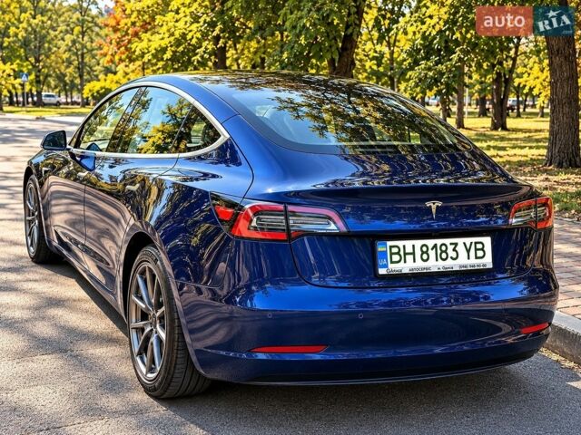 Черный Тесла Модель 3, объемом двигателя 0 л и пробегом 61 тыс. км за 14500 $, фото 1 на Automoto.ua