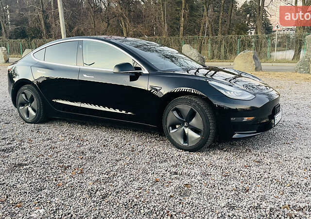 Чорний Тесла Модель 3, об'ємом двигуна 0 л та пробігом 180 тис. км за 16400 $, фото 1 на Automoto.ua