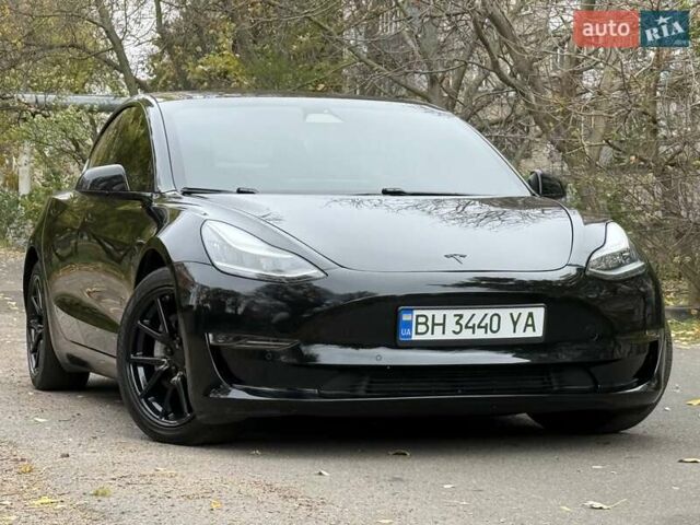 Черный Тесла Модель 3, объемом двигателя 0 л и пробегом 102 тыс. км за 18900 $, фото 46 на Automoto.ua