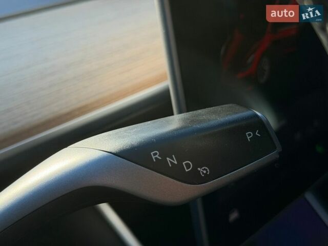 Черный Тесла Модель 3, объемом двигателя 0 л и пробегом 100 тыс. км за 13499 $, фото 33 на Automoto.ua