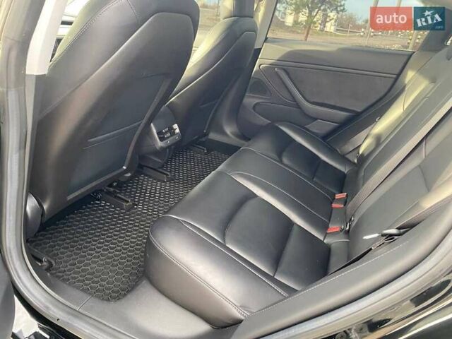 Черный Тесла Модель 3, объемом двигателя 0 л и пробегом 160 тыс. км за 16500 $, фото 55 на Automoto.ua