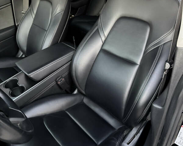 Черный Тесла Модель 3, объемом двигателя 0 л и пробегом 98 тыс. км за 16500 $, фото 4 на Automoto.ua