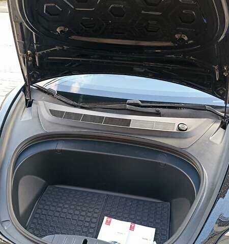 Черный Тесла Модель 3, объемом двигателя 0 л и пробегом 201 тыс. км за 21900 $, фото 33 на Automoto.ua