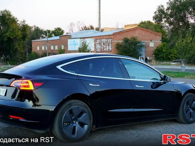 Чорний Тесла Модель 3, об'ємом двигуна 0.26 л та пробігом 142 тис. км за 17000 $, фото 5 на Automoto.ua