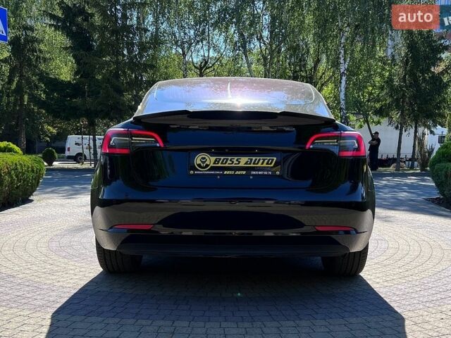 Чорний Тесла Модель 3, об'ємом двигуна 0 л та пробігом 160 тис. км за 16800 $, фото 5 на Automoto.ua