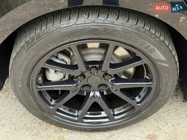 Черный Тесла Модель 3, объемом двигателя 0 л и пробегом 102 тыс. км за 18900 $, фото 77 на Automoto.ua