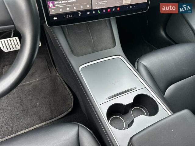 Чорний Тесла Модель 3, об'ємом двигуна 0 л та пробігом 116 тис. км за 19800 $, фото 16 на Automoto.ua