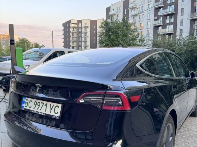 Черный Тесла Модель 3, объемом двигателя 0 л и пробегом 197 тыс. км за 15991 $, фото 1 на Automoto.ua