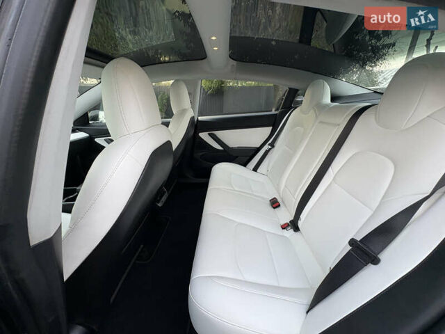 Чорний Тесла Модель 3, об'ємом двигуна 0 л та пробігом 152 тис. км за 13500 $, фото 19 на Automoto.ua