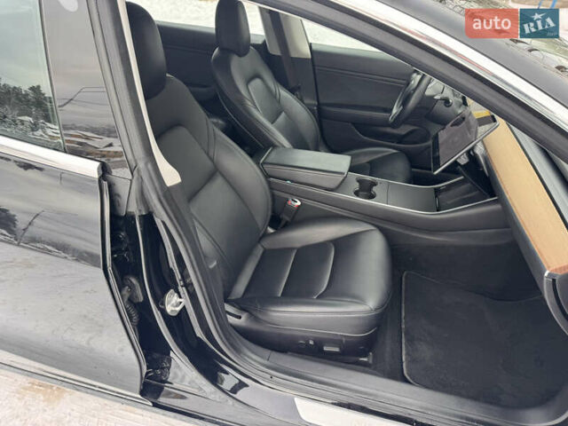 Чорний Тесла Модель 3, об'ємом двигуна 0 л та пробігом 115 тис. км за 19500 $, фото 19 на Automoto.ua