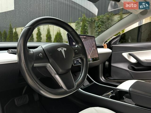 Черный Тесла Модель 3, объемом двигателя 0 л и пробегом 107 тыс. км за 17900 $, фото 24 на Automoto.ua