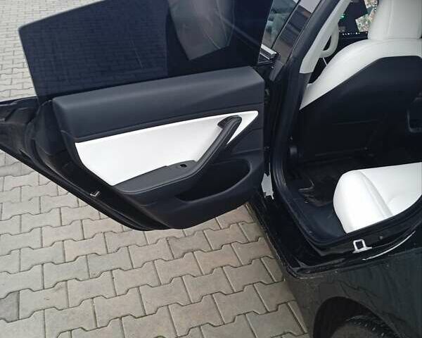 Черный Тесла Модель 3, объемом двигателя 0 л и пробегом 186 тыс. км за 16000 $, фото 16 на Automoto.ua