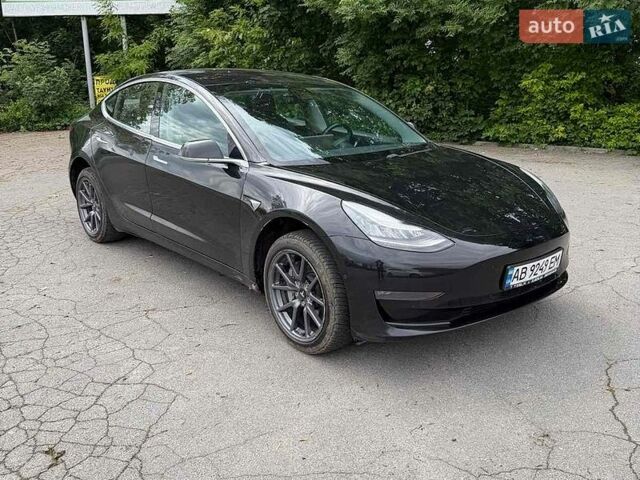 Черный Тесла Модель 3, объемом двигателя 0 л и пробегом 158 тыс. км за 14000 $, фото 1 на Automoto.ua