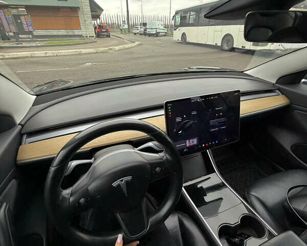 Черный Тесла Модель 3, объемом двигателя 0 л и пробегом 158 тыс. км за 18300 $, фото 4 на Automoto.ua