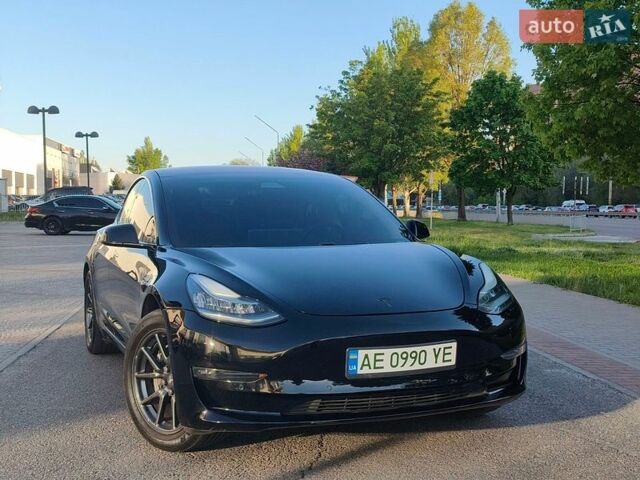 Черный Тесла Модель 3, объемом двигателя 0 л и пробегом 98 тыс. км за 16900 $, фото 12 на Automoto.ua