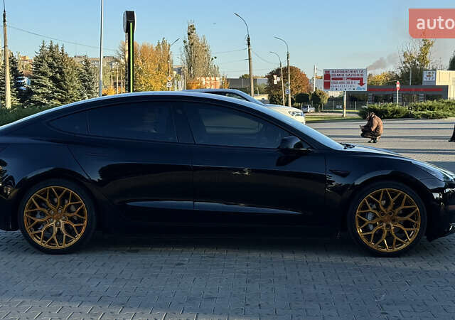 Черный Тесла Модель 3, объемом двигателя 0 л и пробегом 83 тыс. км за 19000 $, фото 7 на Automoto.ua