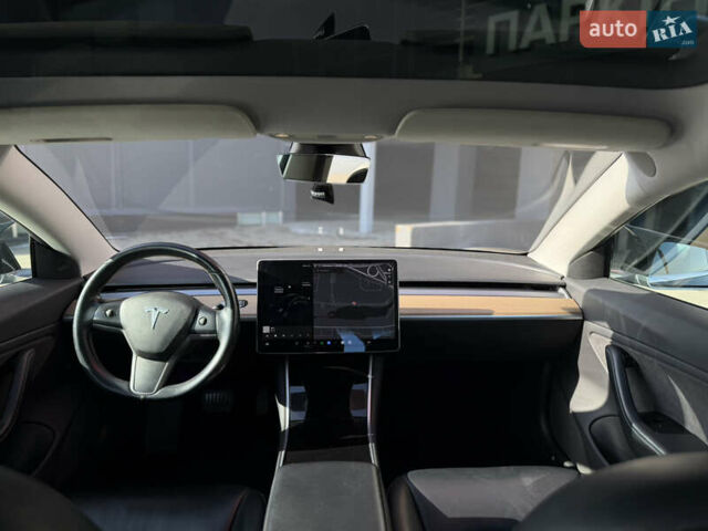 Черный Тесла Модель 3, объемом двигателя 0 л и пробегом 121 тыс. км за 16900 $, фото 13 на Automoto.ua