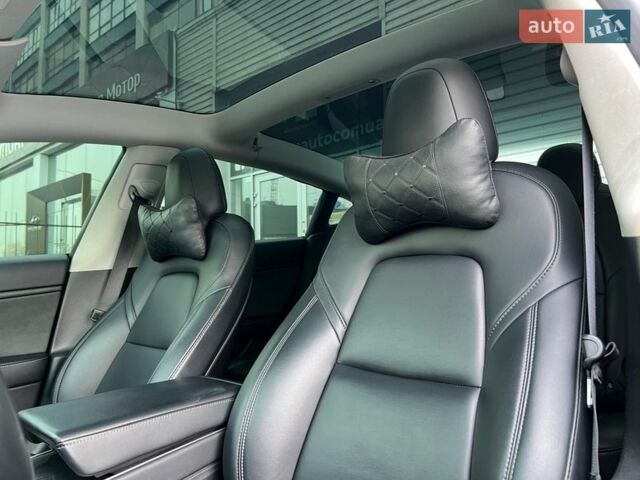 Черный Тесла Модель 3, объемом двигателя 0 л и пробегом 87 тыс. км за 23000 $, фото 16 на Automoto.ua