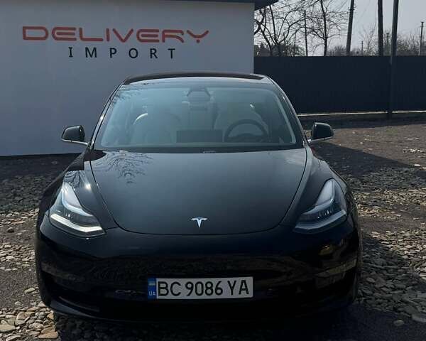 Чорний Тесла Модель 3, об'ємом двигуна 0 л та пробігом 160 тис. км за 17900 $, фото 4 на Automoto.ua