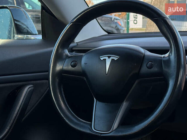 Тесла Модель 3 2018 в Коломые на Automoto.ua Черный Тесла Модель 3, объемом двигателя 0 л и пробегом 121 тыс. км за 15700 $, фото 13 на Automoto.ua