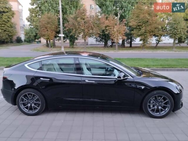 Чорний Тесла Модель 3, об'ємом двигуна 0 л та пробігом 128 тис. км за 15899 $, фото 4 на Automoto.ua