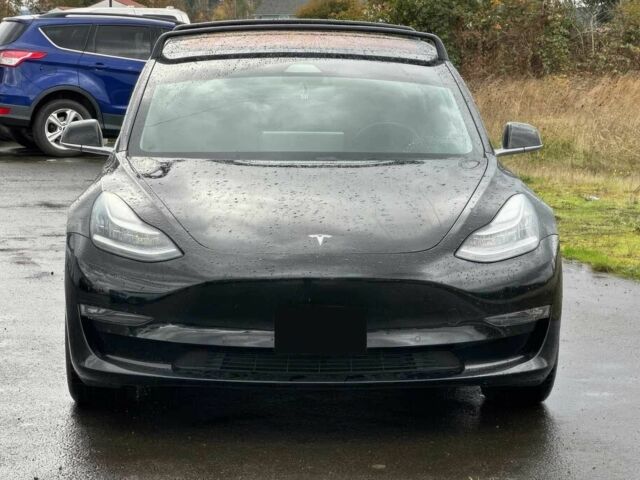 Черный Тесла Модель 3, объемом двигателя 0 л и пробегом 31 тыс. км за 12400 $, фото 1 на Automoto.ua